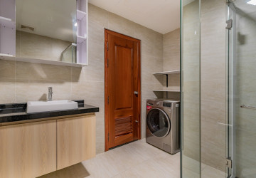 2 Bedroom Serviced Apartment For Rent - Beoung Raing, Phnom Penh thumbnail