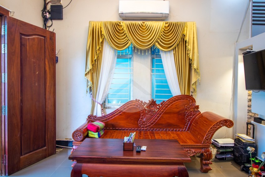 4 Bedroom Family Villa For Sale - Svay Dangkum, Siem Reap