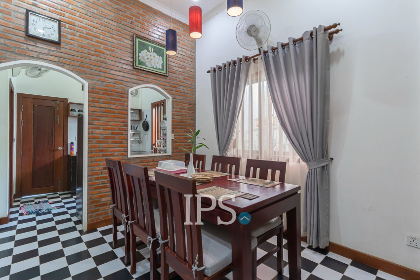 2 Bedroom House For Rent - Svay Dangkum, Siem Reap