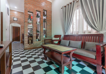 2 Bedroom House For Rent - Svay Dangkum, Siem Reap thumbnail