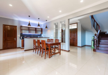 4 Bedroom House For Rent - Svay Dangkum, Siem Reap thumbnail