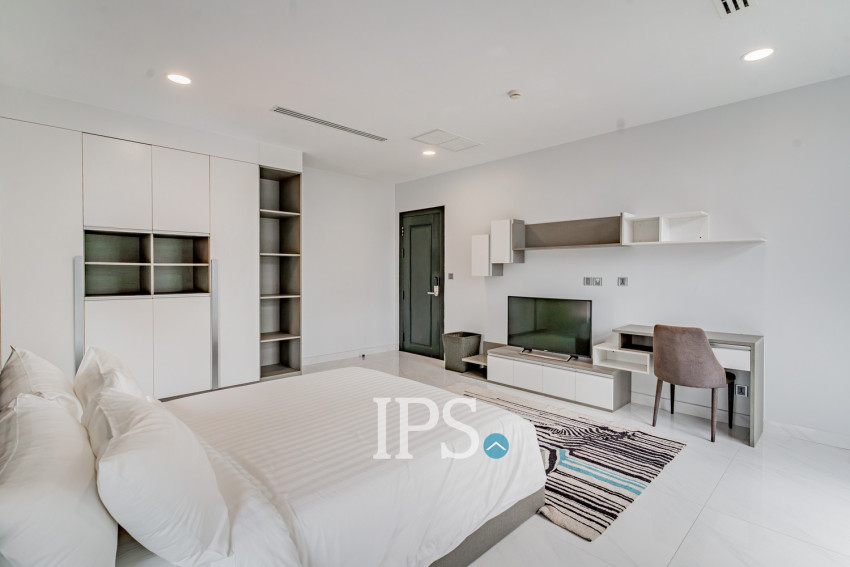 3 Bedroom Serviced Apartment For Rent - BKK2 , Phnom Penh
