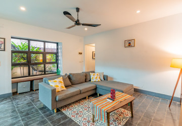 2 Bedroom Townhouse For Rent - Tonle Bassac, Phnom Penh thumbnail