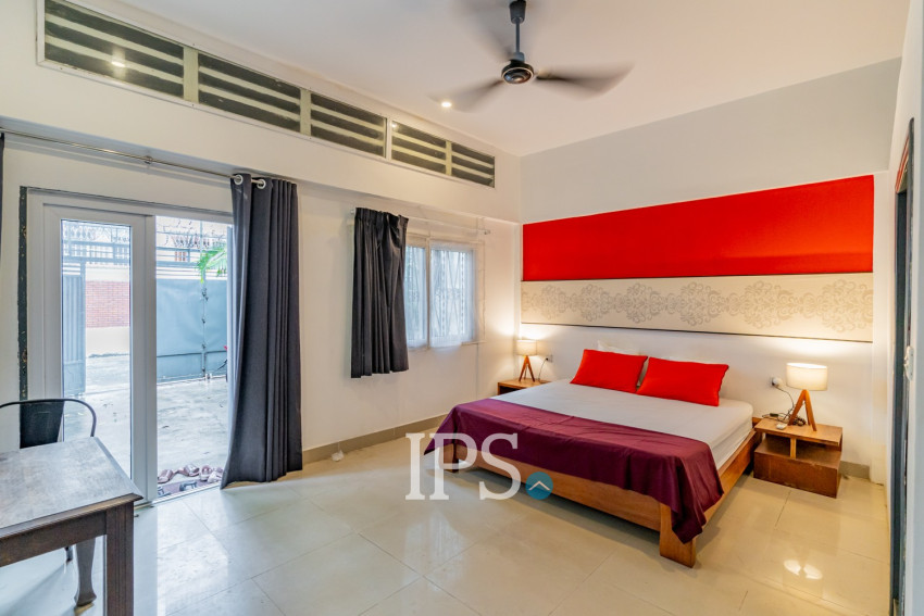 2 Bedroom Townhouse For Rent - Tonle Bassac, Phnom Penh