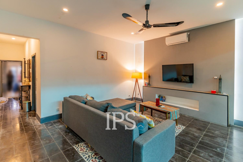 2 Bedroom Townhouse For Rent - Tonle Bassac, Phnom Penh