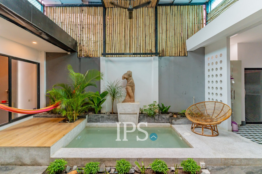 2 Bedroom Townhouse For Rent - Tonle Bassac, Phnom Penh