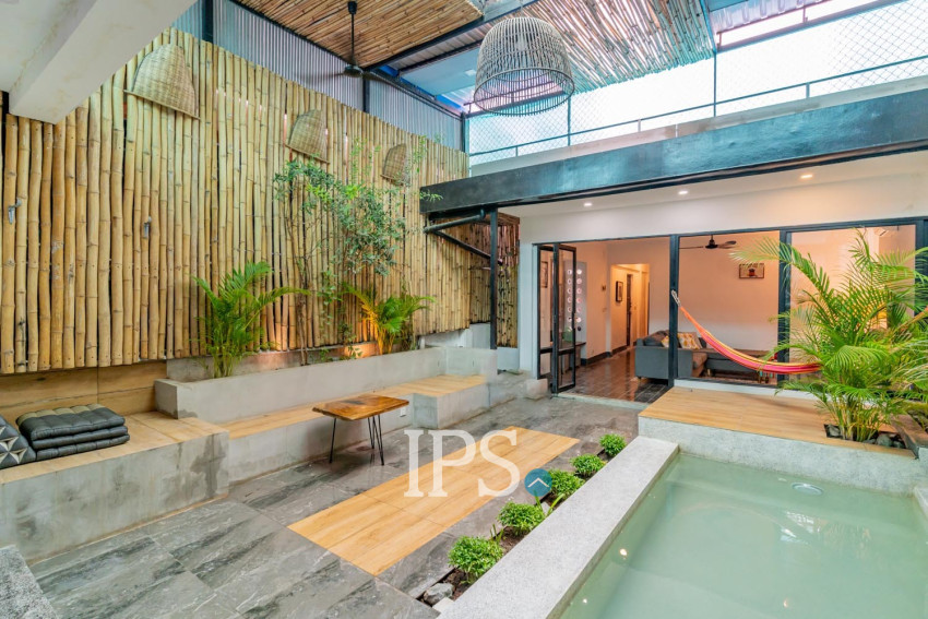 2 Bedroom Townhouse For Rent - Tonle Bassac, Phnom Penh