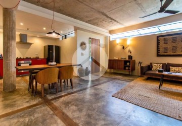 1 Bedroom Apartment For Rent - Wat Damnak, Siem Reap thumbnail