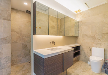 2nd Floor 2 Bedroom Condo For Sale - Habitat, Tonle Bassac, Phnom Penh thumbnail