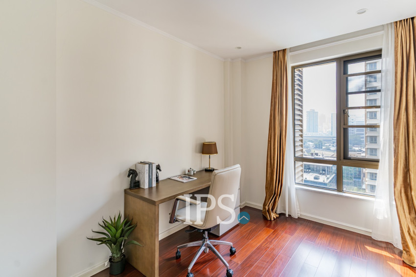 3 Bedroom Serviced Apartment For Rent - One Park, Srah Chork, Phnom Penh