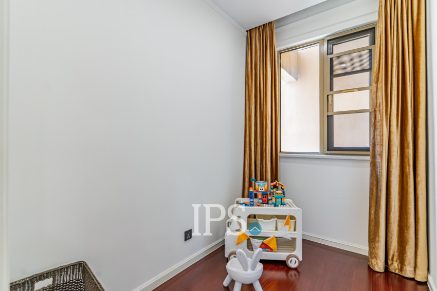 3 Bedroom Serviced Apartment For Rent - One Park, Srah Chork, Phnom Penh