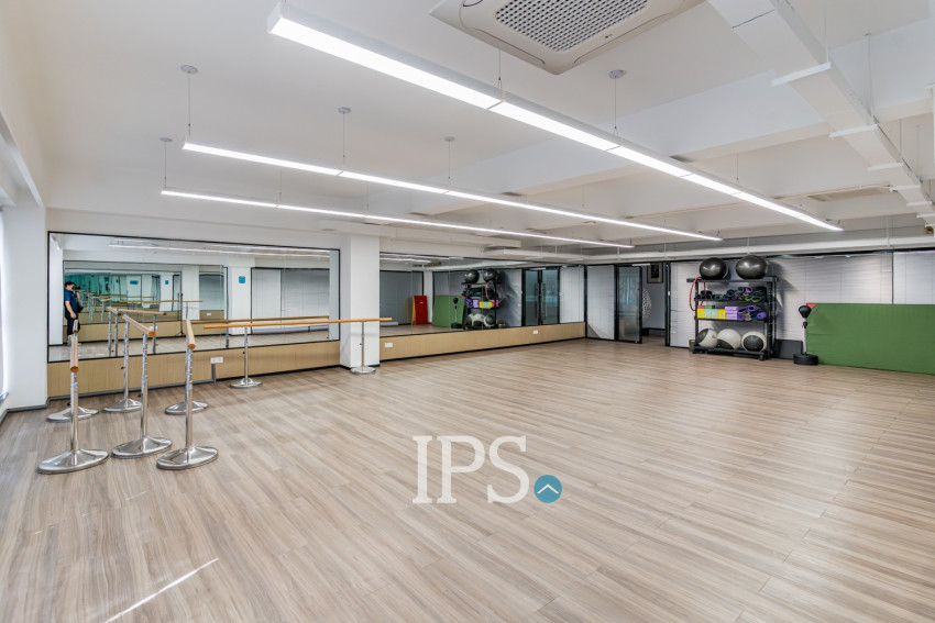 3 Bedroom Serviced Apartment For Rent - One Park, Srah Chork, Phnom Penh