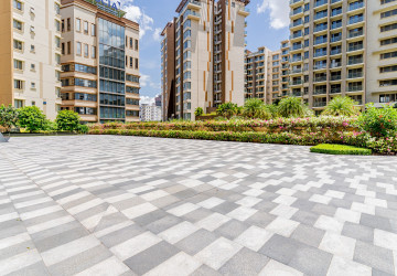 3 Bedroom Serviced Apartment For Rent - One Park, Srah Chork, Phnom Penh thumbnail