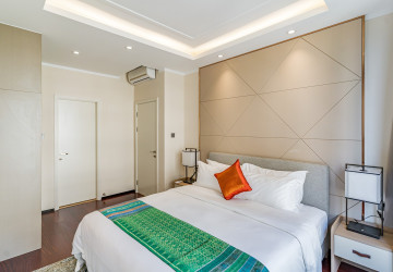 2 Bedroom Serviced Apartment For Rent - One Park, Srah Chork, Phnom Penh thumbnail