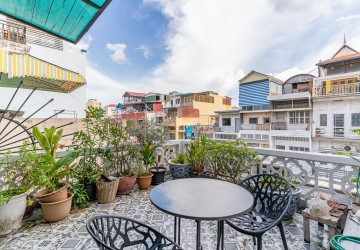 Renovated 2 Bedroom Apartment For Rent - Wat Phnom, Phnom Penh thumbnail