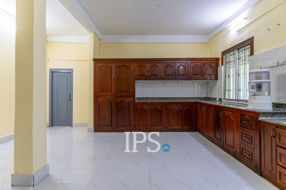 10 Bedroom Commercial Villa For Rent - Chakto Mukh, Phnom Penh - Image 9