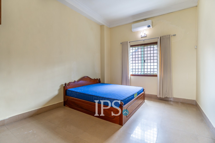 10 Bedroom Commercial Villa For Rent- Daun Penh, Phnom Penh