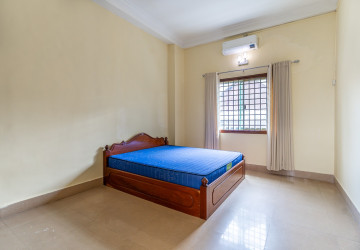 10 Bedroom Commercial Villa For Rent- Daun Penh, Phnom Penh thumbnail