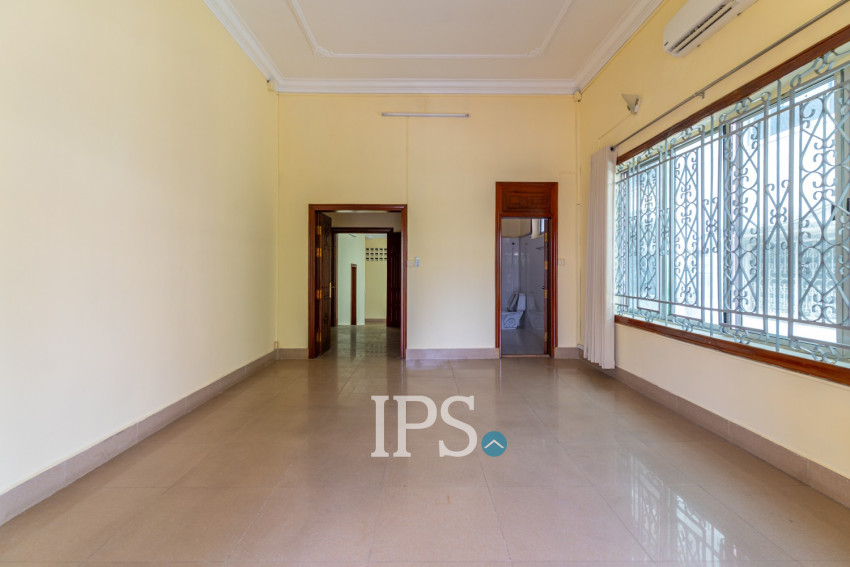 10 Bedroom Commercial Villa For Rent- Daun Penh, Phnom Penh