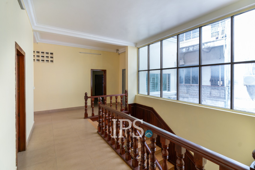 10 Bedroom Commercial Villa For Rent- Daun Penh, Phnom Penh