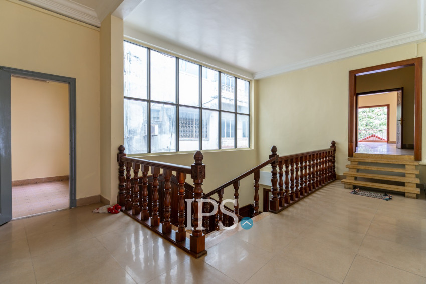 10 Bedroom Commercial Villa For Rent- Daun Penh, Phnom Penh