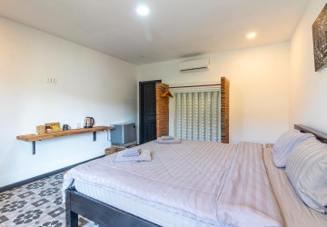 11 Bedroom Boutique Hotel For Sale - Svay Dangkum, Siem Reap thumbnail