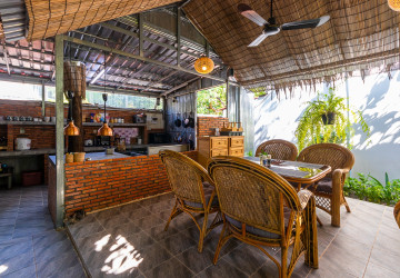 11 Bedroom Boutique Hotel For Sale - Svay Dangkum, Siem Reap thumbnail