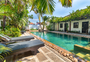 11 Bedroom Boutique Hotel For Sale - Svay Dangkum, Siem Reap thumbnail