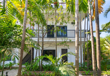 11 Bedroom Boutique Hotel For Sale - Svay Dangkum, Siem Reap thumbnail