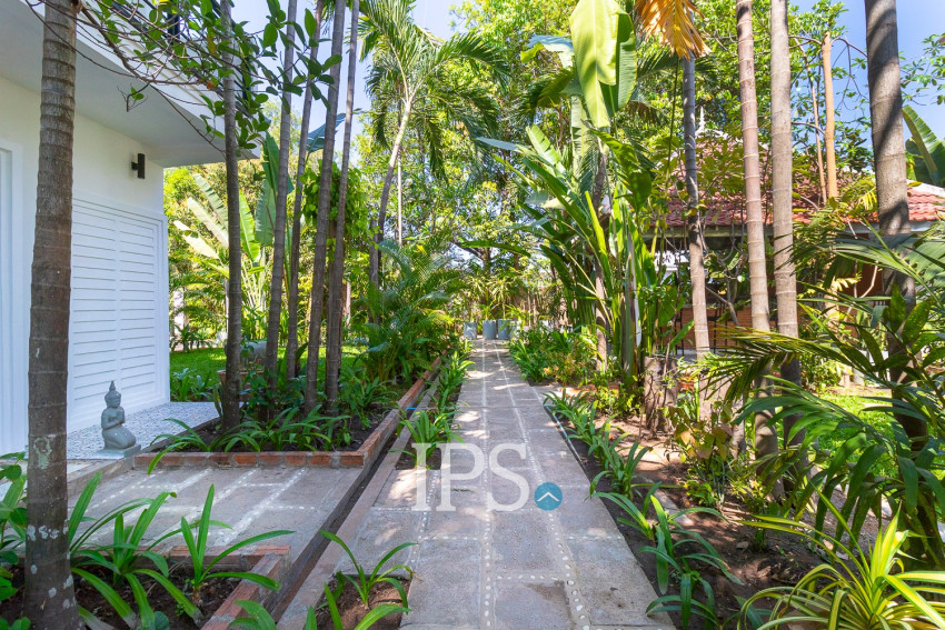 11 Bedroom Boutique Hotel For Sale - Svay Dangkum, Siem Reap