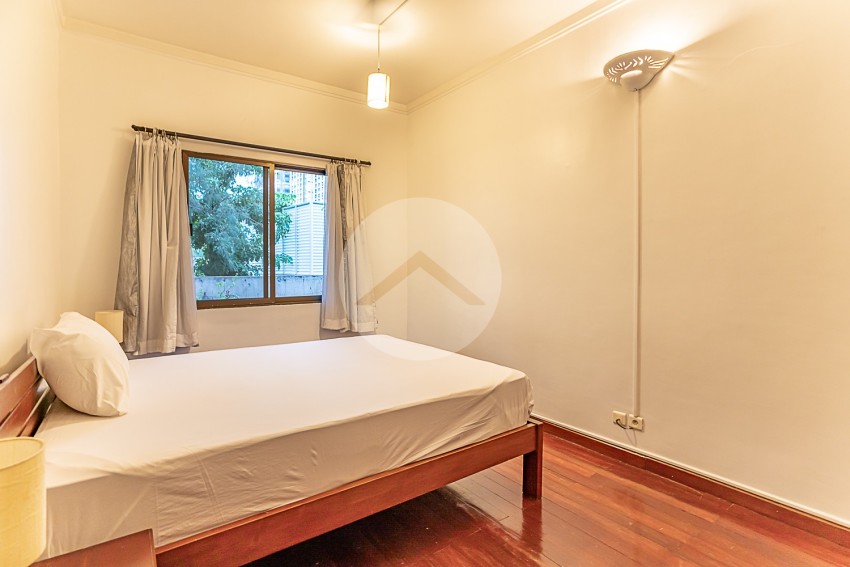 3 Bedroom Serviced Townhouse For Rent - Tonle Bassac, Phnom Penh