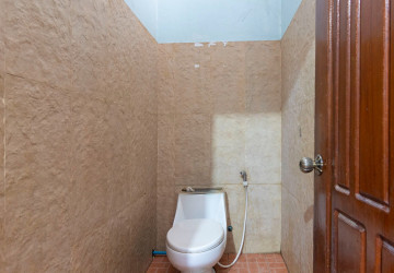 5 Bedroom Shophouse For Rent - Sala Kamreuk, Siem Reap thumbnail
