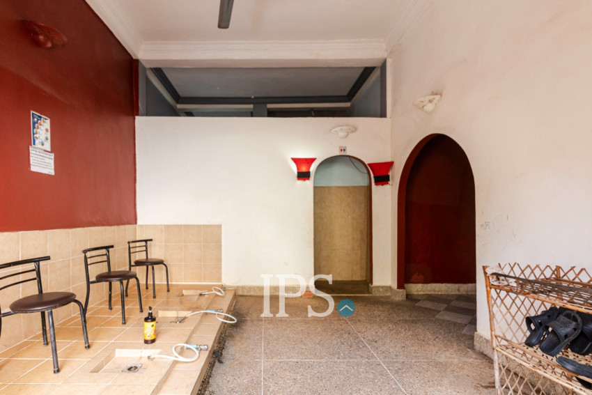 5 Bedroom Shophouse For Rent - Sala Kamreuk, Siem Reap