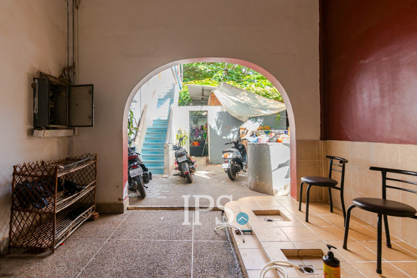 5 Bedroom Shophouse For Rent - Sala Kamreuk, Siem Reap