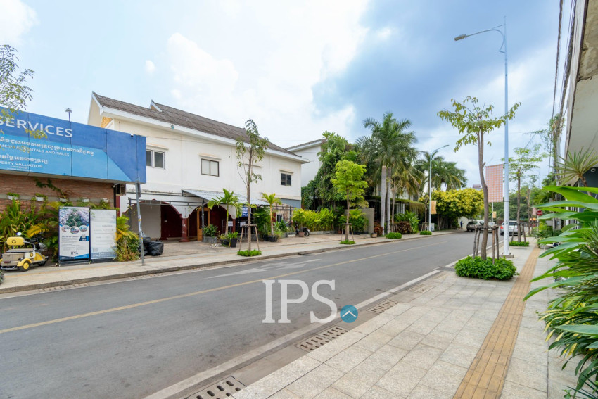 5 Bedroom Office - Shophouse For Rent -Wat Bo, Siem Reap