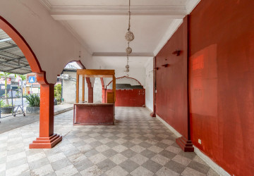 5 Bedroom Office - Shophouse For Rent -Wat Bo, Siem Reap thumbnail