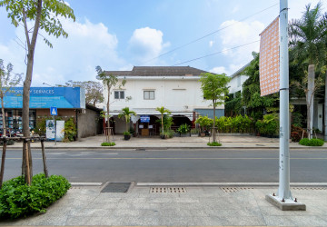 5 Bedroom Office - Shophouse For Rent -Wat Bo, Siem Reap thumbnail