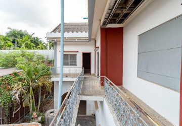 5 Bedroom Office - Shophouse For Rent -Wat Bo, Siem Reap thumbnail