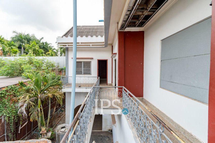 5 Bedroom Office - Shophouse For Rent -Wat Bo, Siem Reap