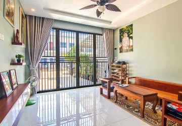 3 Bedroom House For Sale - Svay Dangkum, Siem Reap thumbnail