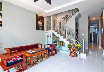 3 Bedroom House For Sale - Svay Dangkum, Siem Reap thumbnail