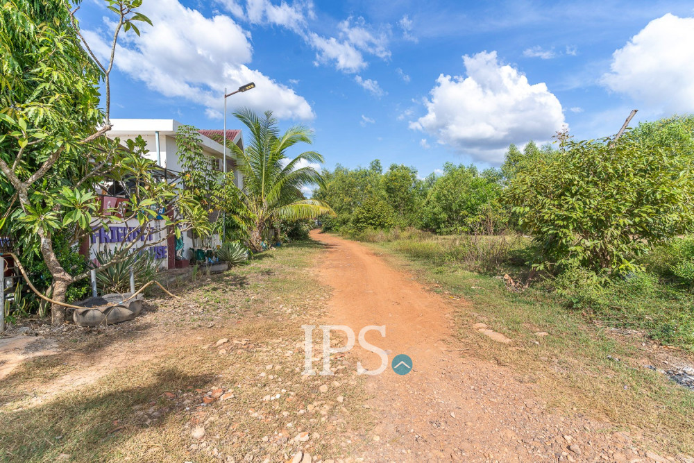 8 Bedroom Compound-House For Rent - Svay Dangkum, Siem Reap - Image 23