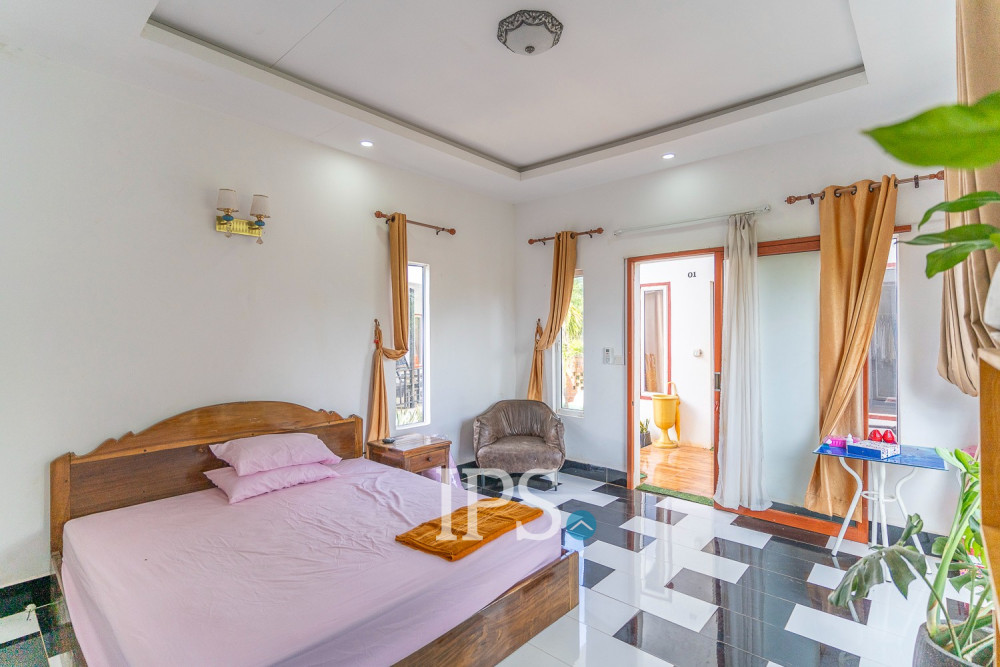 8 Bedroom Compound-House For Rent - Svay Dangkum, Siem Reap - Image 8