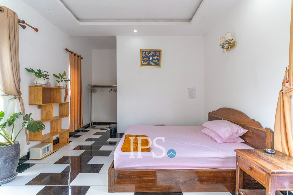 8 Bedroom Compound-House For Rent - Svay Dangkum, Siem Reap - Image 7