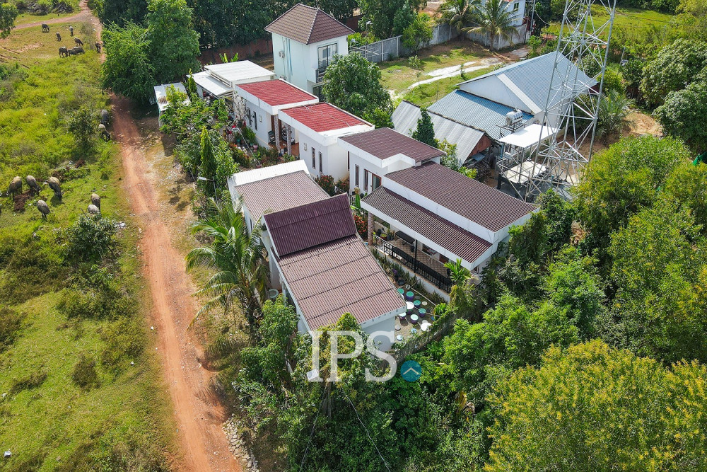 8 Bedroom Compound-House For Rent - Svay Dangkum, Siem Reap - Image 28