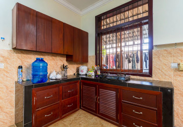 5 Bedroom Villa For Rent - Svay Dangkum, Siem Reap thumbnail