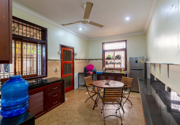 5 Bedroom Villa For Rent - Svay Dangkum, Siem Reap thumbnail