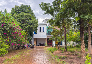 5 Bedroom Villa For Rent - Svay Dangkum, Siem Reap thumbnail