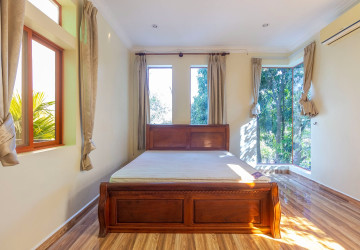 6 Bedroom Villa For Rent - Svay Dangkum, Siem Reap thumbnail