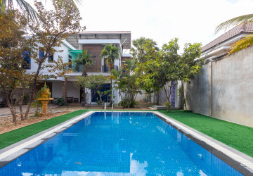 6 Bedroom Villa For Rent - Svay Dangkum, Siem Reap thumbnail